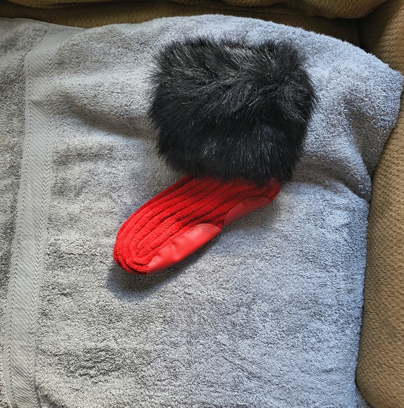 Nordstrom Womens Black and Red Slipper Socks One Size 9-11 Lounging Relaxed Fit - Picture 4 of 9